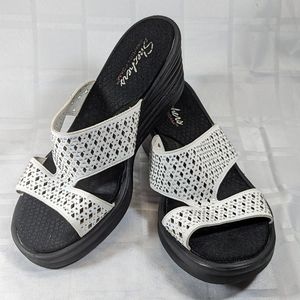 Skechers Women's Tumbler Wave Ibiza Summer Memory Foam Sandal sz 9